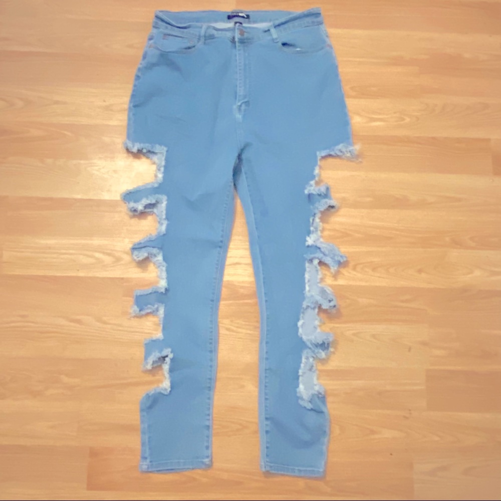 Fashion Nova Ripped Skinny Jeans